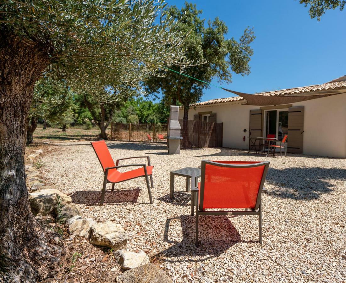 Mas la Chêneraie Lourmarin - Au calme, à 10 mn du centre ville à pied Extérieur photo